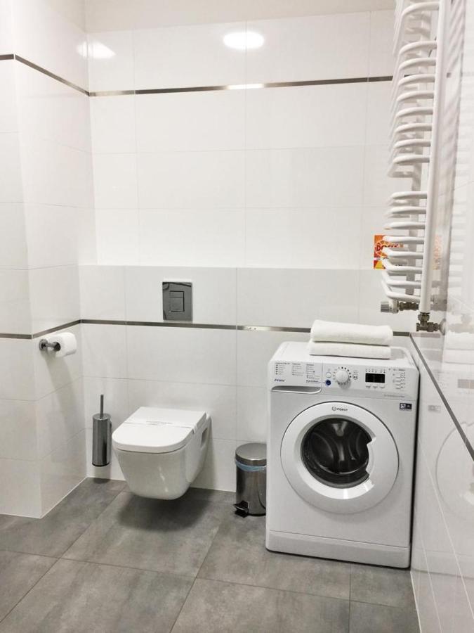 Apartamenty Zajezdnia Mtp Poznań Exteriör bild